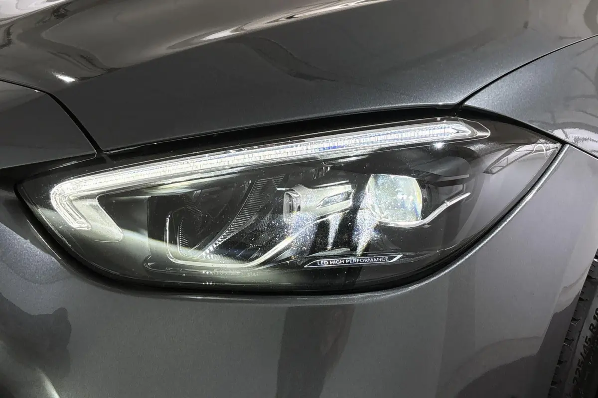 300 e AMG Line Night Pano Sfeerverlichting Stoelverwarming