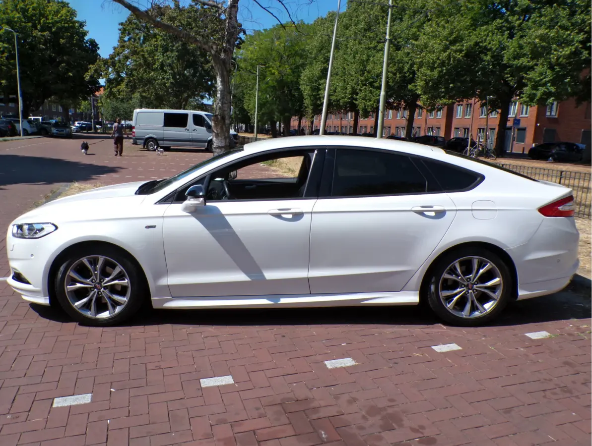 1.5 ST Line FORD DEALER ONDERHOUDEN 165 PK N.A.P AANTOONBAAR