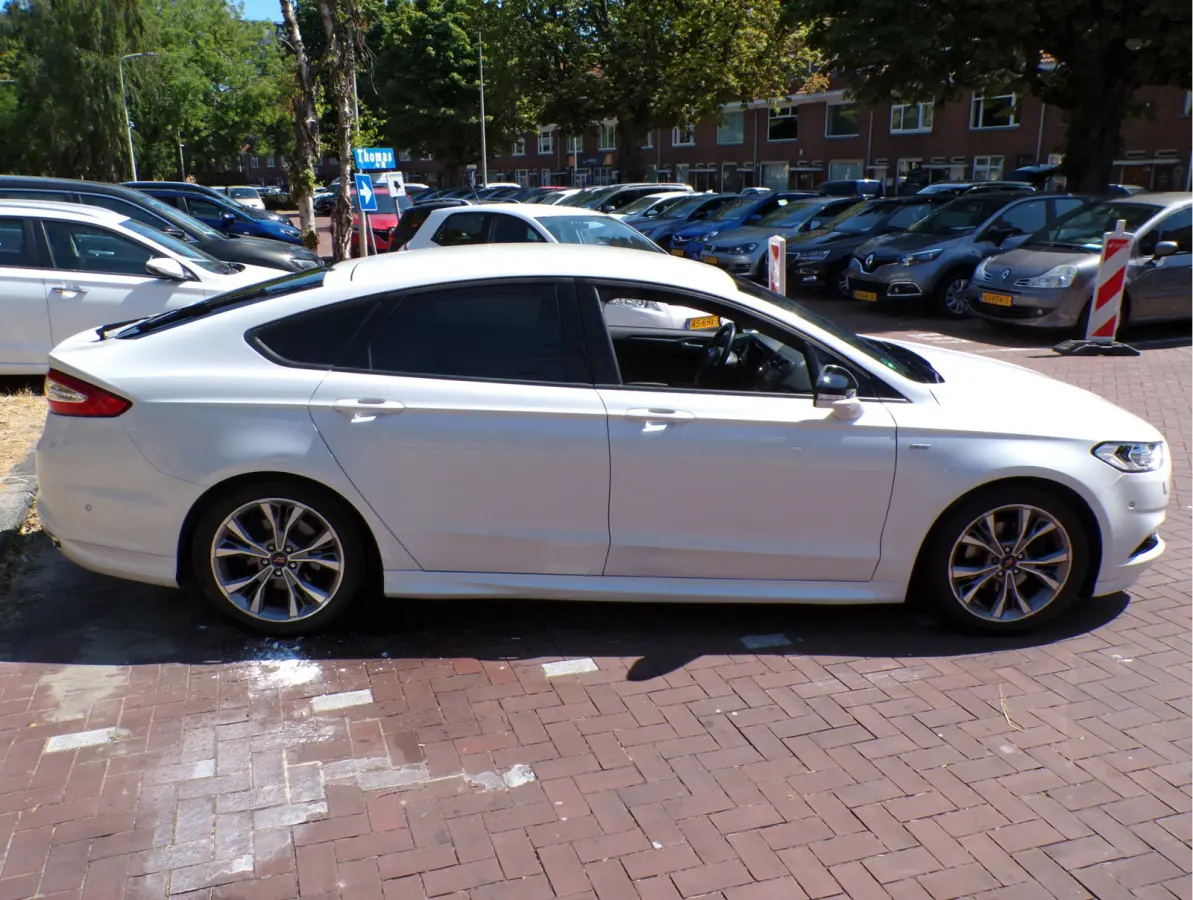 1.5 ST Line FORD DEALER ONDERHOUDEN 165 PK N.A.P AANTOONBAAR