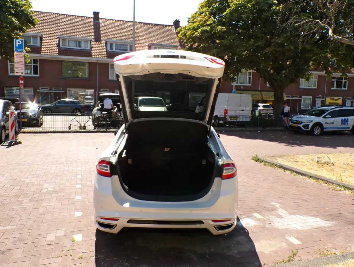 1.5 ST Line FORD DEALER ONDERHOUDEN 165 PK N.A.P AANTOONBAAR