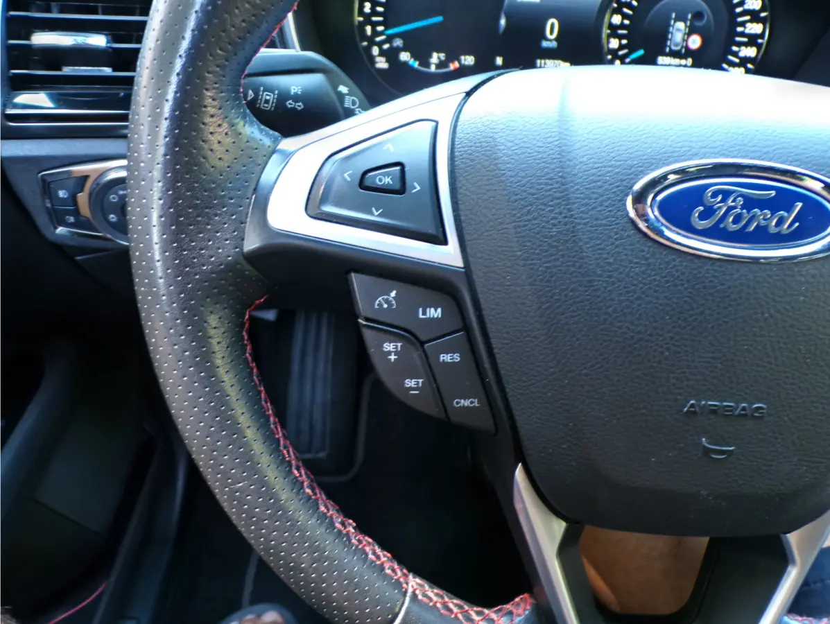 1.5 ST Line FORD DEALER ONDERHOUDEN 165 PK N.A.P AANTOONBAAR
