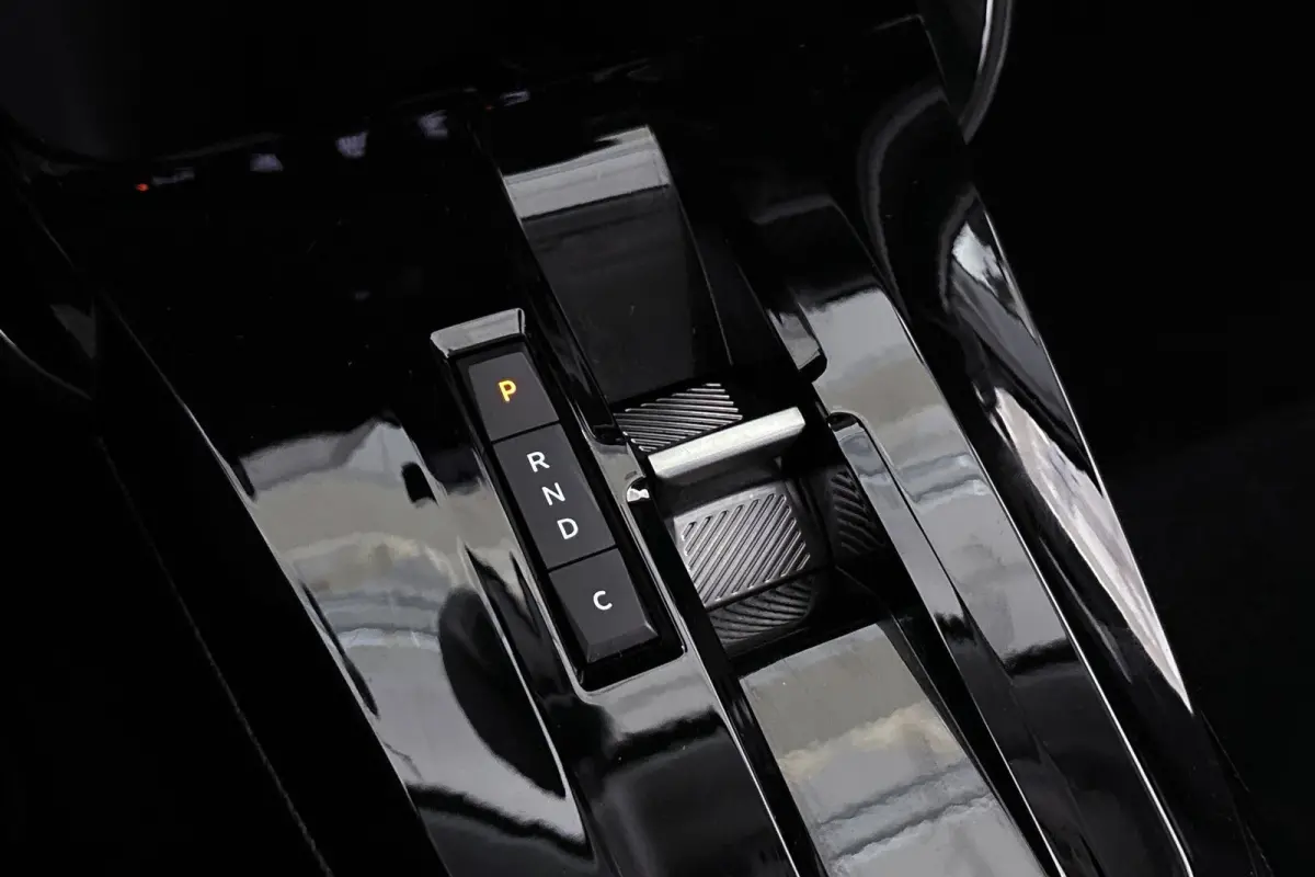 Max 113pk Comfort Range 44 kWh Camera Apple CarPlay Dodehoek