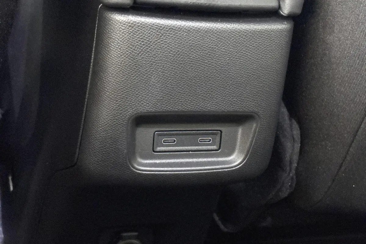 Max 113pk Comfort Range 44 kWh Camera Apple CarPlay Dodehoek