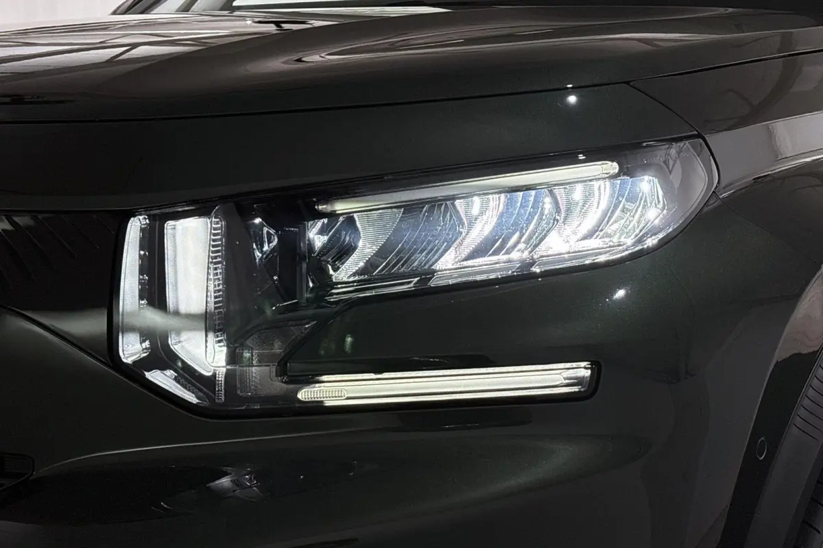 Max 113pk Comfort Range 44 kWh Camera Apple CarPlay Dodehoek