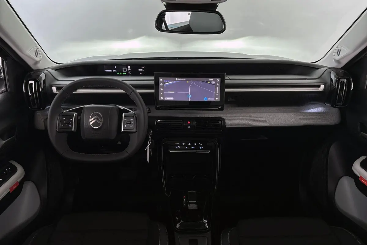 Max 113pk Comfort Range 44 kWh Camera Apple CarPlay Dodehoek