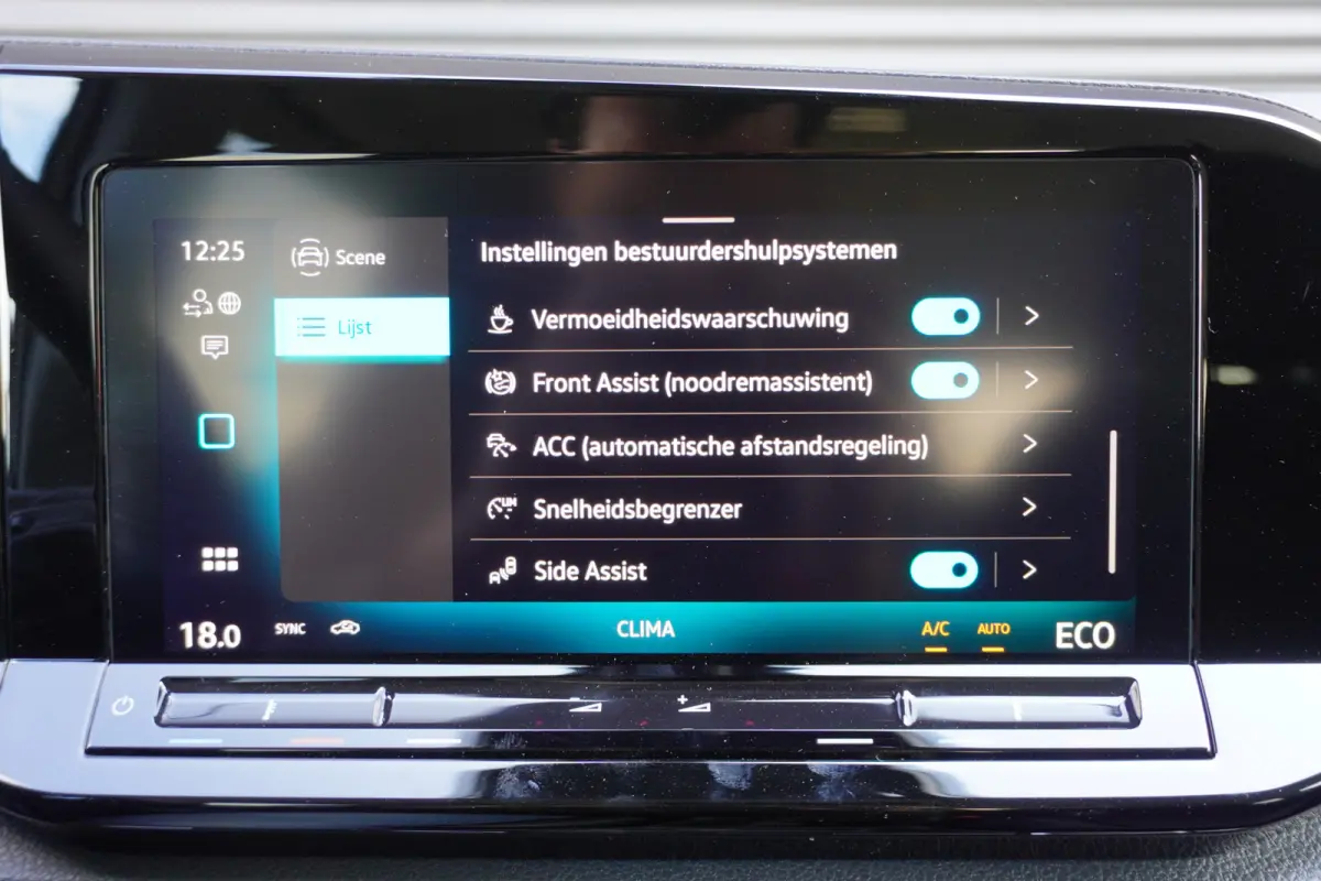Maxi L2 150pk Plug-in Hybride Style Automaat Apple Carplay Navigatie Camera Parkeersensoren LED 7 persoons ACC Cruise control