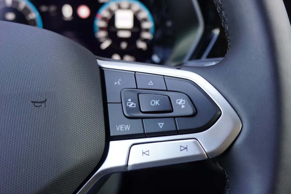 Maxi L2 150pk Plug-in Hybride Style Automaat Apple Carplay Navigatie Camera Parkeersensoren LED 7 persoons ACC Cruise control