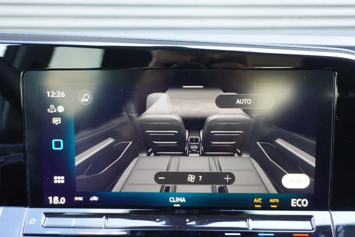 Maxi L2 150pk Plug-in Hybride Style Automaat Apple Carplay Navigatie Camera Parkeersensoren LED 7 persoons ACC Cruise control