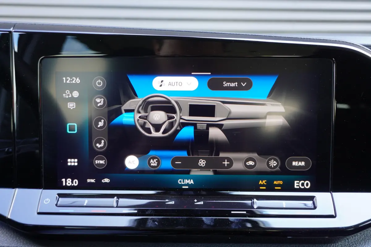 Maxi L2 150pk Plug-in Hybride Style Automaat Apple Carplay Navigatie Camera Parkeersensoren LED 7 persoons ACC Cruise control