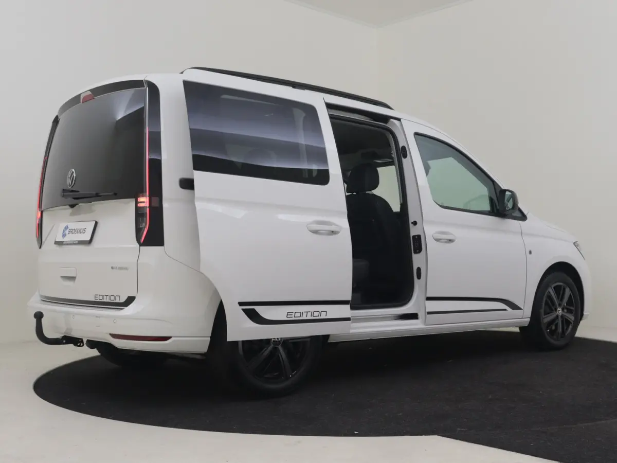 Kombi Limited Edition 1.5 e-Hybrid | 12V-aansluiting in dashboard en laadruimte | Achteruitrijcamera | Cruise control adaptief