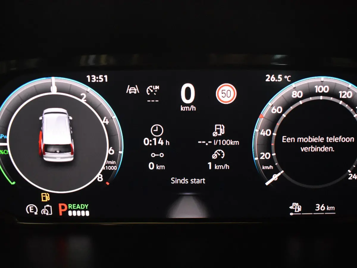 Kombi Limited Edition 1.5 e-Hybrid | 12V-aansluiting in dashboard en laadruimte | Achteruitrijcamera | Cruise control adaptief