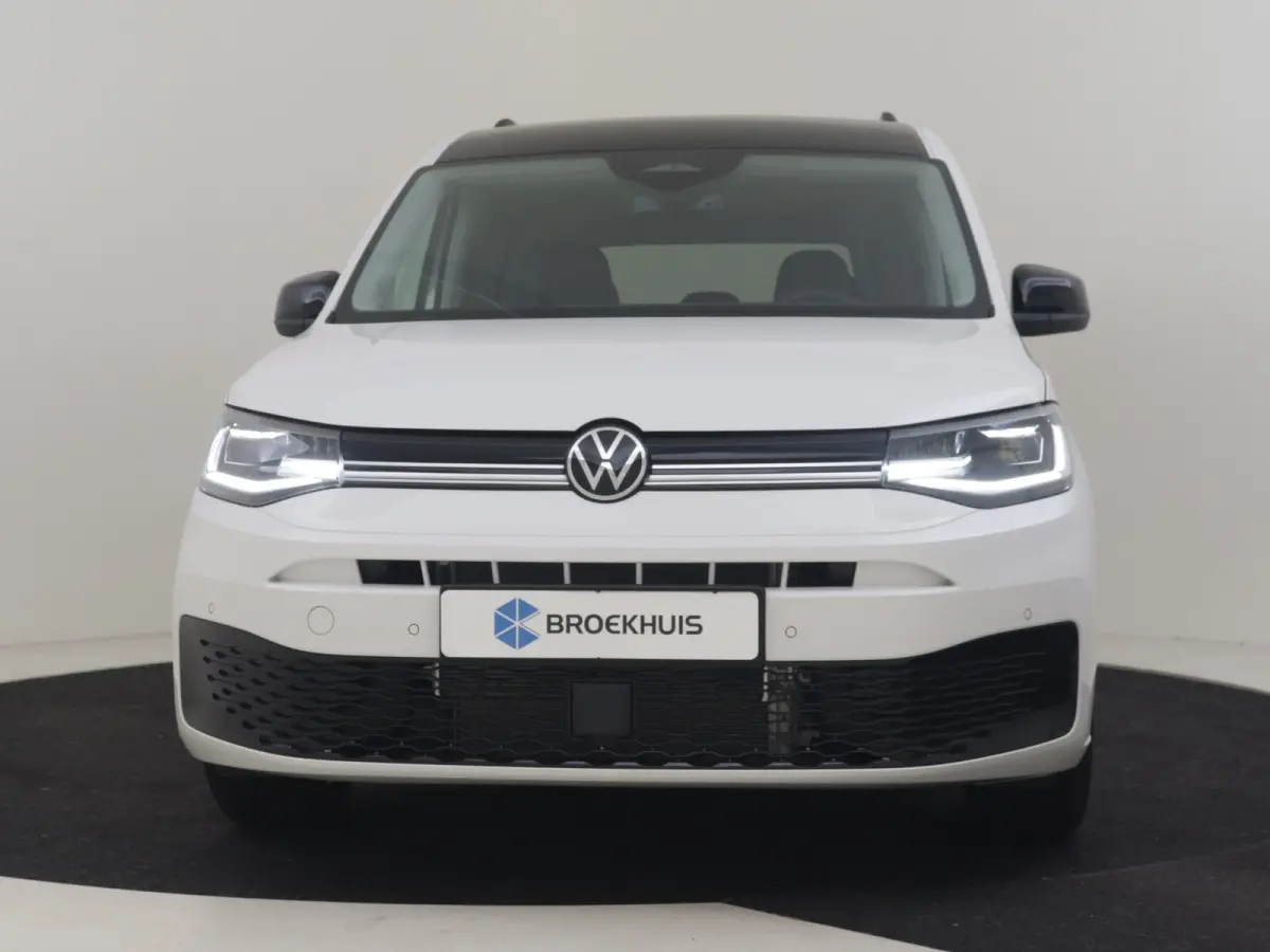 Kombi Limited Edition 1.5 e-Hybrid | 12V-aansluiting in dashboard en laadruimte | Achteruitrijcamera | Cruise control adaptief