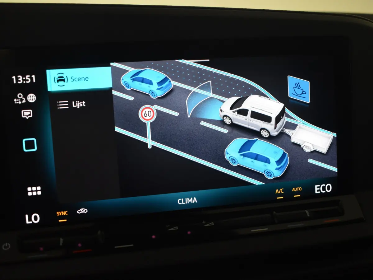 Kombi Limited Edition 1.5 e-Hybrid | 12V-aansluiting in dashboard en laadruimte | Achteruitrijcamera | Cruise control adaptief