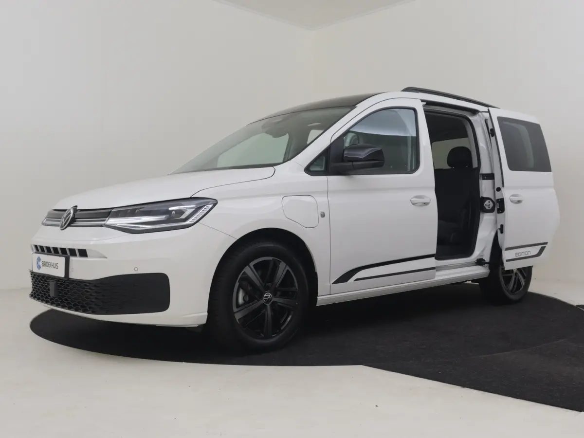 Kombi Limited Edition 1.5 e-Hybrid | 12V-aansluiting in dashboard en laadruimte | Achteruitrijcamera | Cruise control adaptief