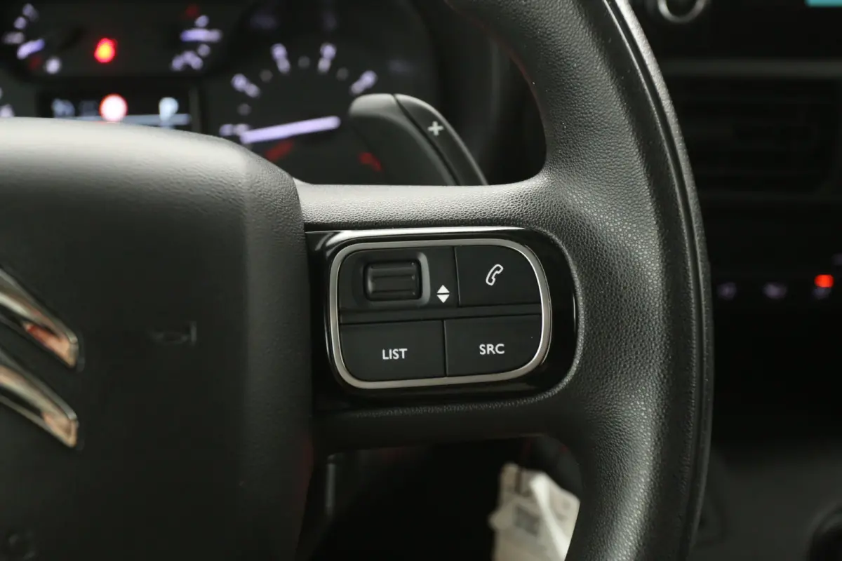 1.5 BlueHdi 130PK | Marge | 3 Zits | Automaat | Airco | Cruise | Camera | Carplay | Parkeersens.
