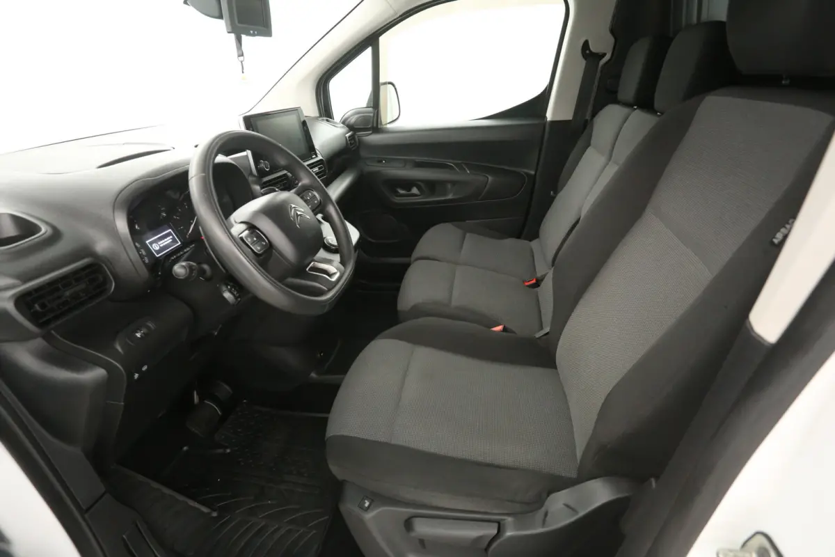 1.5 BlueHdi 130PK | Marge | 3 Zits | Automaat | Airco | Cruise | Camera | Carplay | Parkeersens.