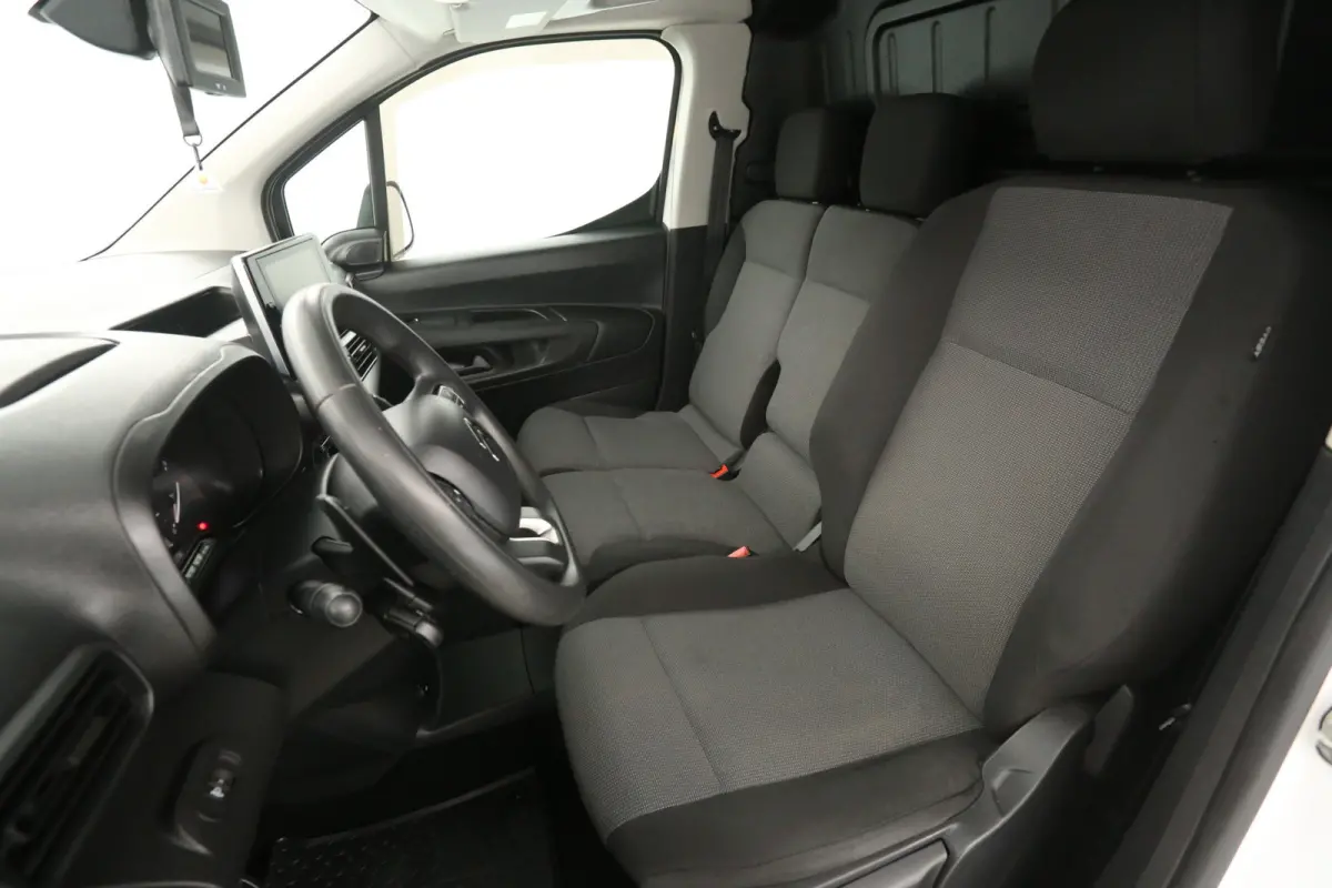 1.5 BlueHdi 130PK | Marge | 3 Zits | Automaat | Airco | Cruise | Camera | Carplay | Parkeersens.