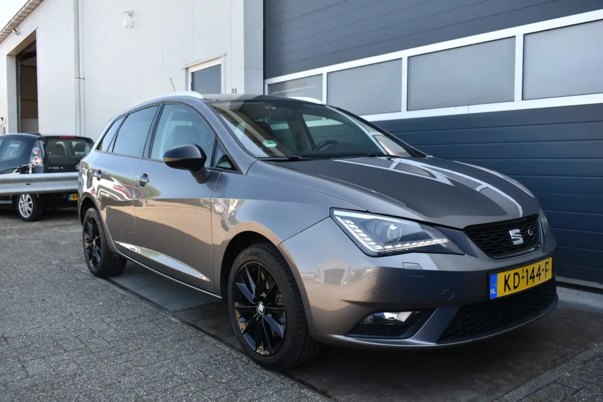 1.0 EcoTSI Style Connect automaat.