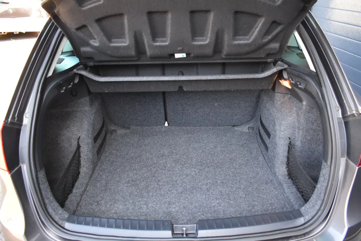 1.0 EcoTSI Style Connect automaat.