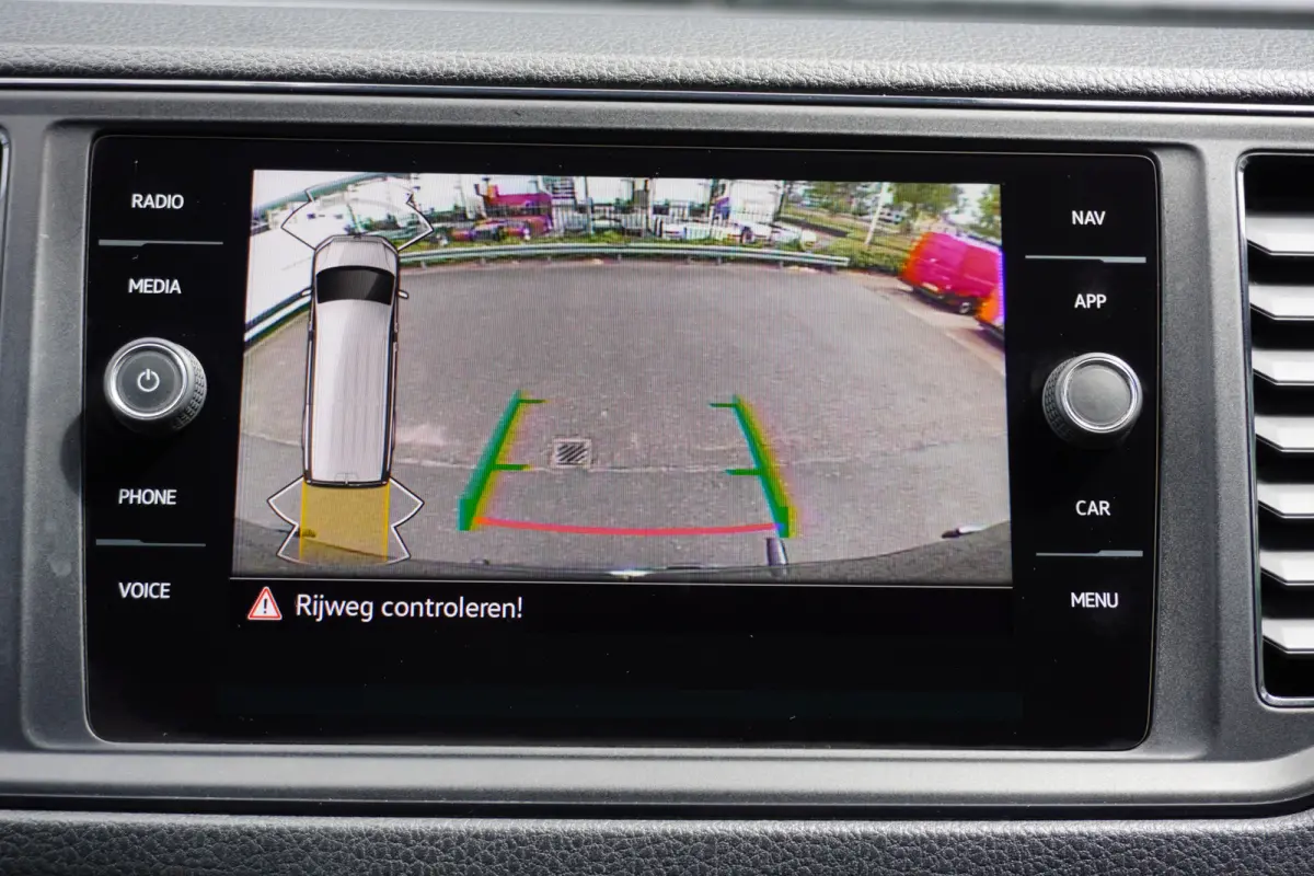 140pk Automaat L3H3/L2H2 Apple carplay Camera Trekhaak Parkeersensoren Airco Cruise control