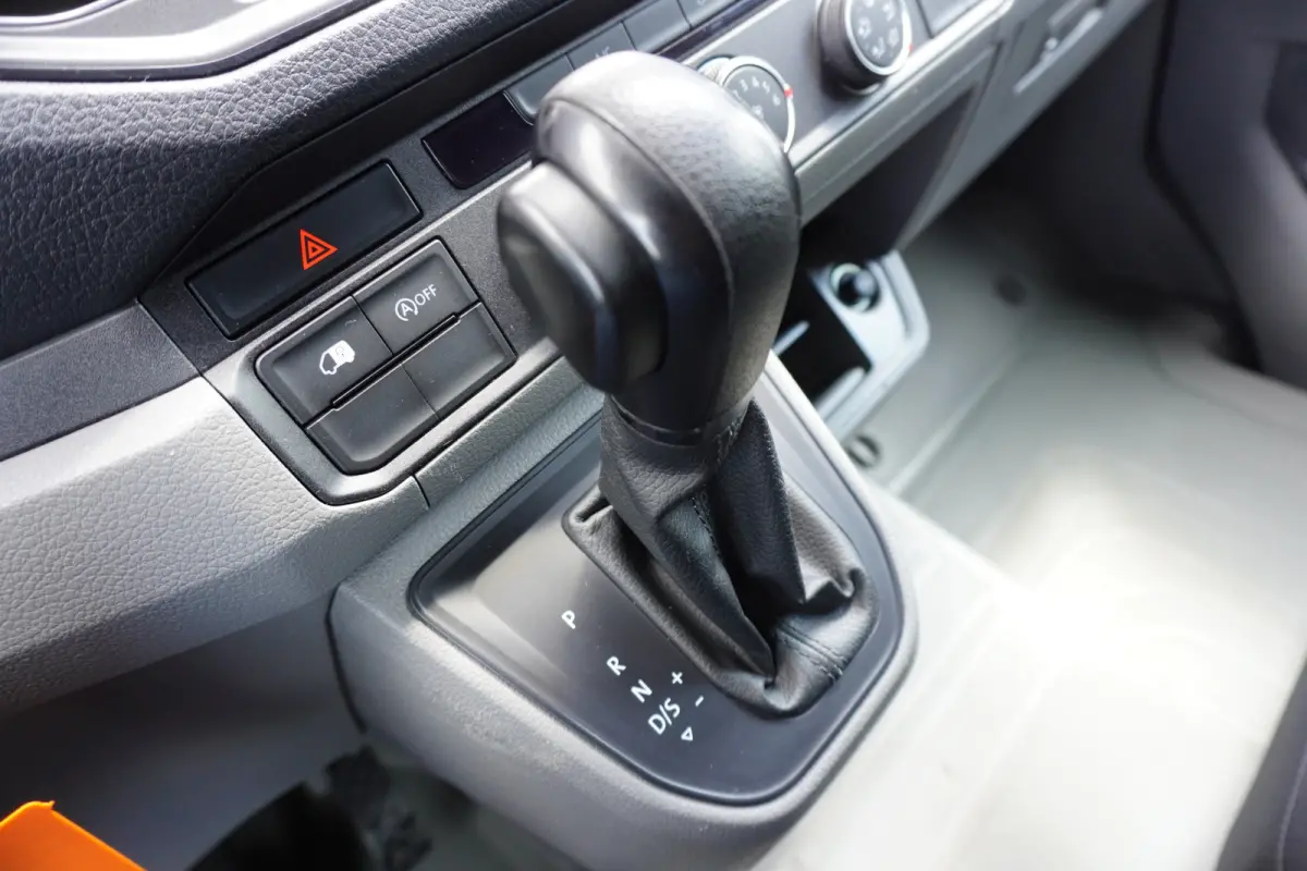 140pk Automaat L3H3/L2H2 Apple carplay Camera Trekhaak Parkeersensoren Airco Cruise control