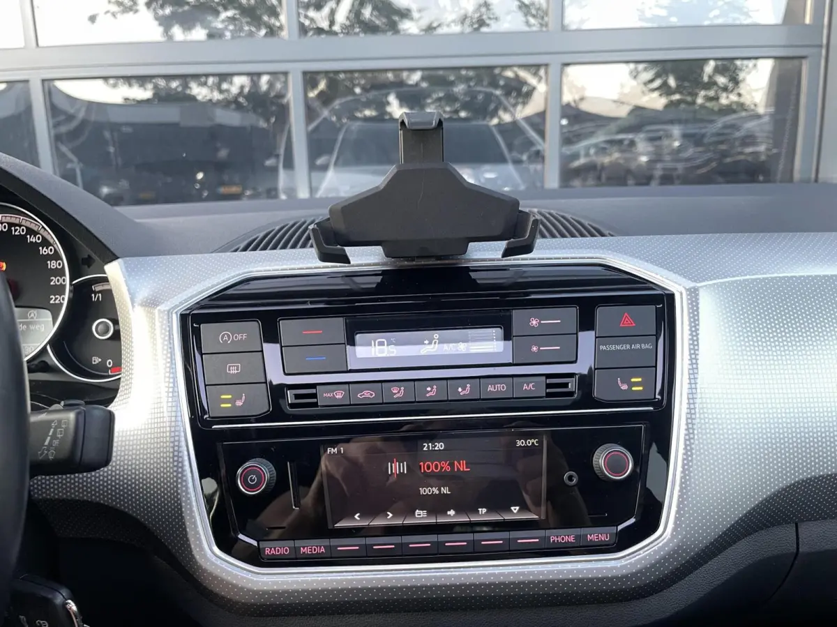Up! 1.0 TSI 90PK Beats PANORAMADAK|STOELVERWARMING|CRUISE CONTROL|PARKEERSENSOREN|5 DEURS