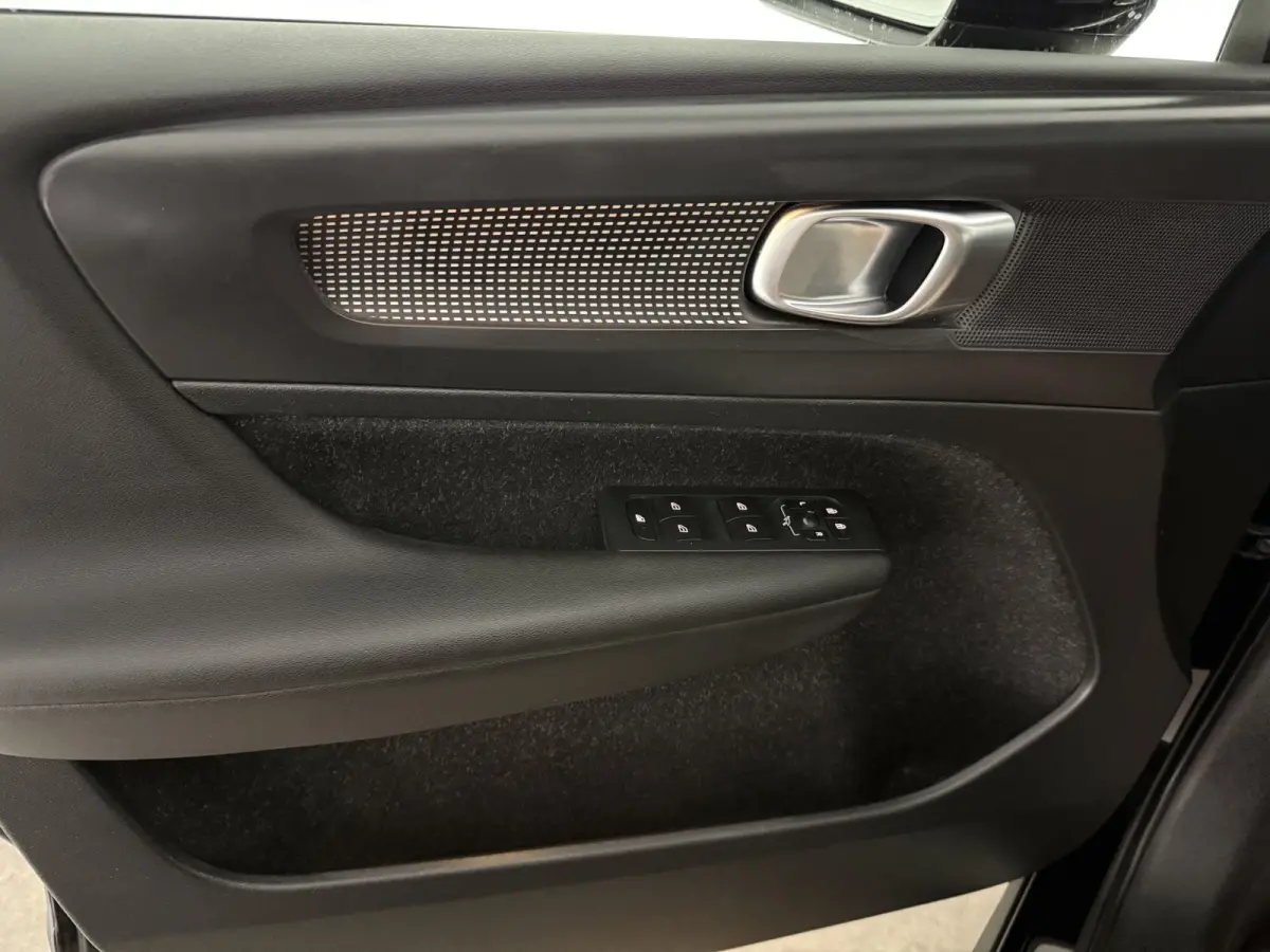 1.5 T5 R-Design | 360° | Virtual | Carplay | Cruise | Navi | Clima | Leder | Keyless