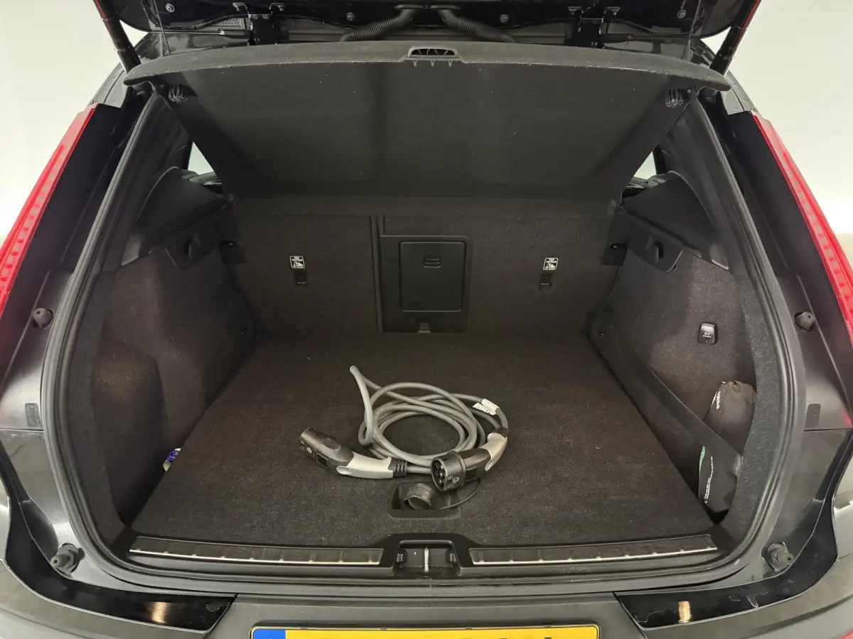 1.5 T5 R-Design | 360° | Virtual | Carplay | Cruise | Navi | Clima | Leder | Keyless