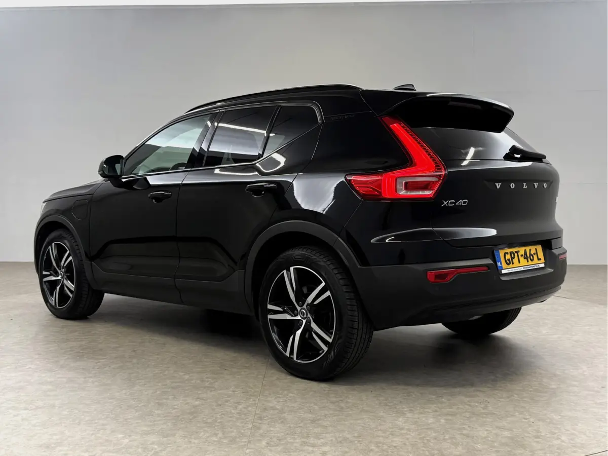 1.5 T5 R-Design | 360° | Virtual | Carplay | Cruise | Navi | Clima | Leder | Keyless