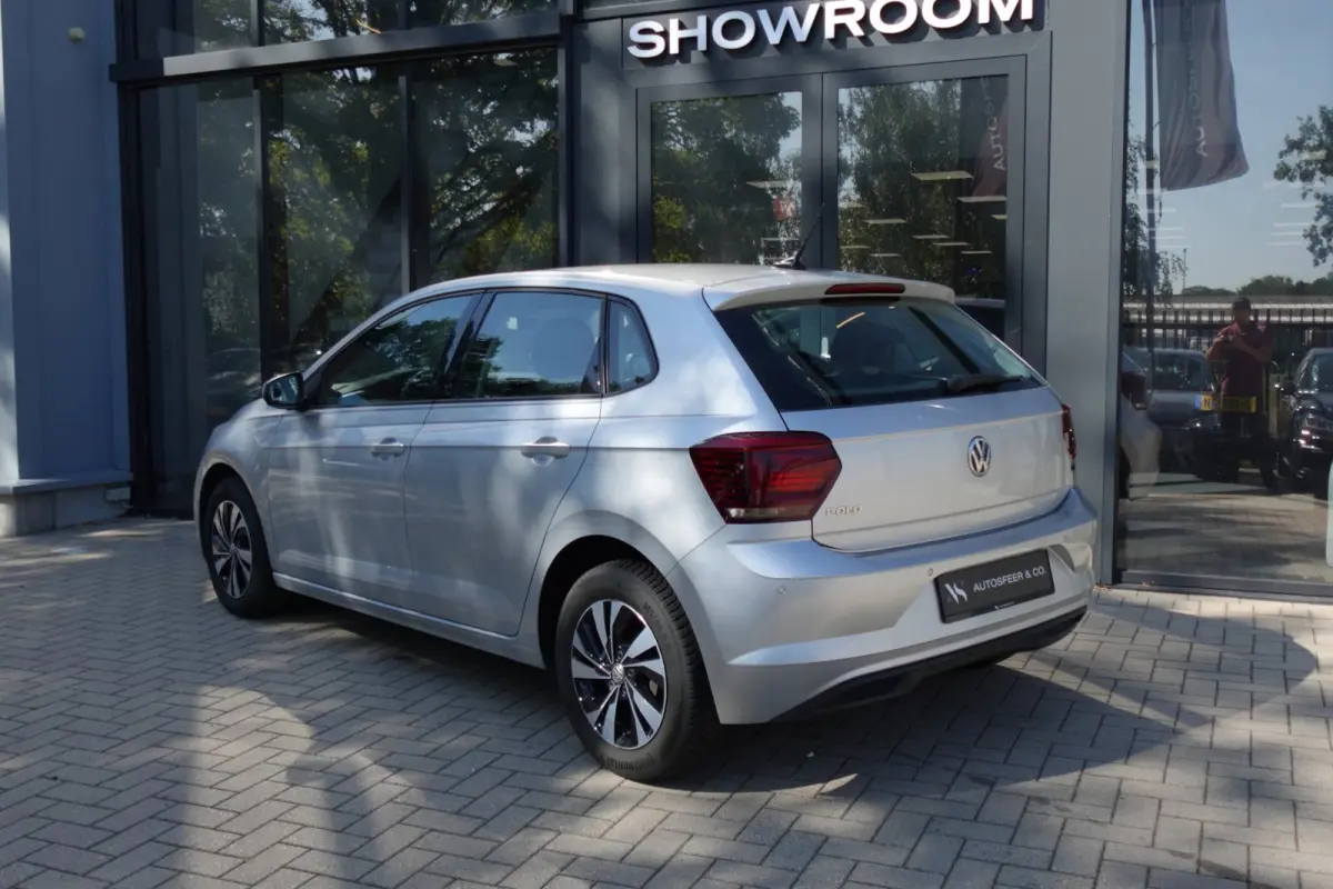1.0 TSI Highline PDC NAVI CRUISE