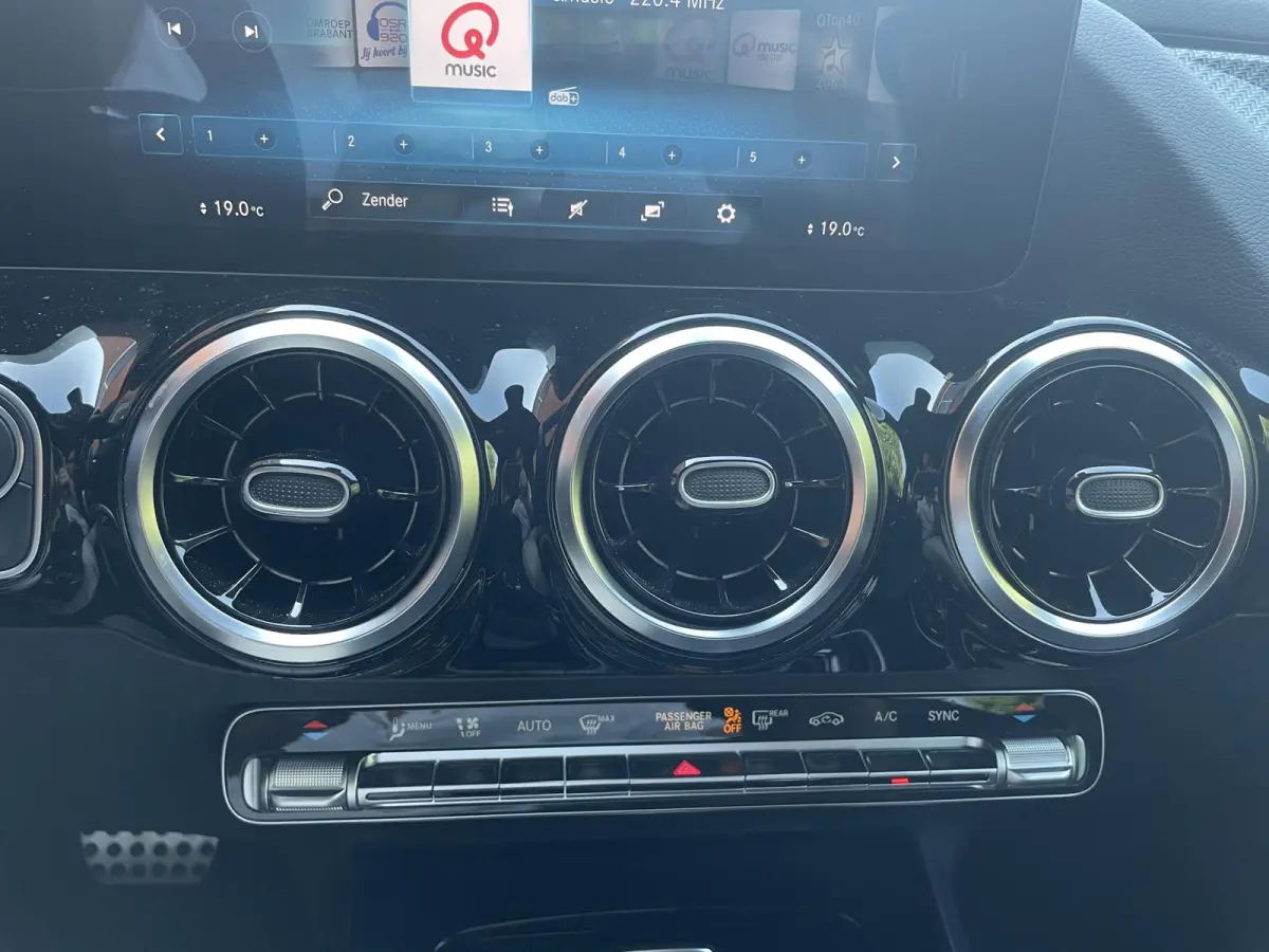 200 163pk DCT AMG Line Navigatie Parkeersensoren Camera Cruise Control Stoelverwarming Ledverlichting Virtual Cockpit Climatronic