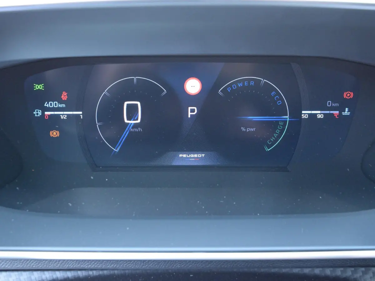 1.2 Hybrid 145 GT | 145 PK | ELEKTRISCH VERSTELBARE STOEL | CAMERA | STOELVERWARMING