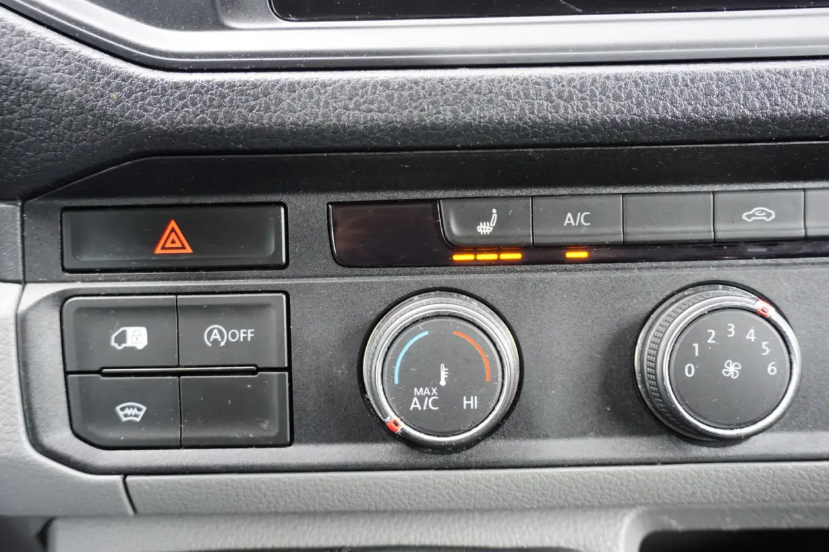 140pk L4H3/L3H2 Apple Carplay Camera Trekhaak Parkeersensoren 17" Velgen Stoelverwarming