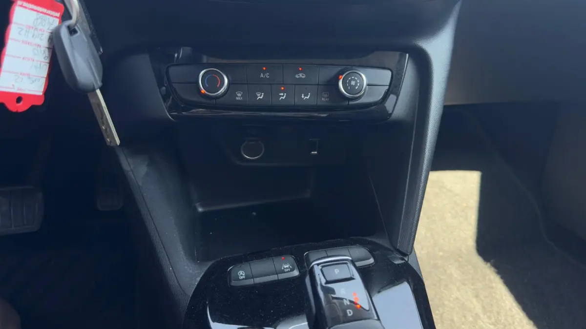 1.2 Elegance | Automaat | Apple Carplay / Android Auto | Cruise control | LMV 16' |