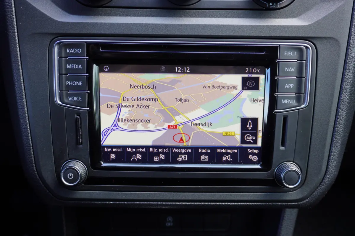 102pk Automaat Navigatie Trekhaak Imperiaal Cruise control Parkeersensoren