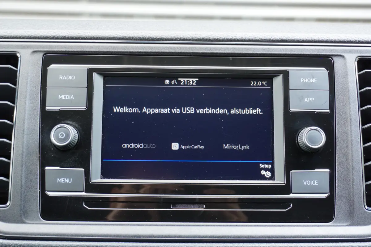 140pk L3H3 /L2H2 Apple carplay Camera Airco 3-zits 270° deuren