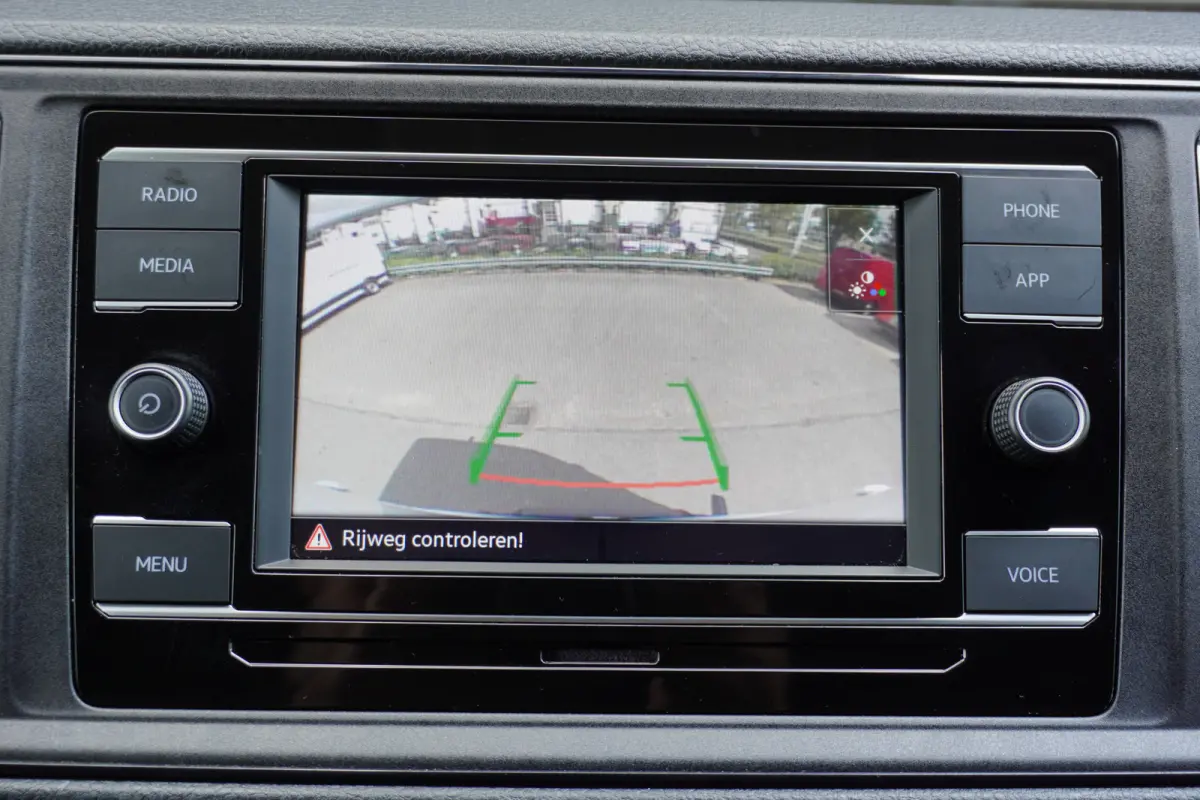 140pk L3H3 /L2H2 Apple carplay Camera Airco 3-zits 270° deuren