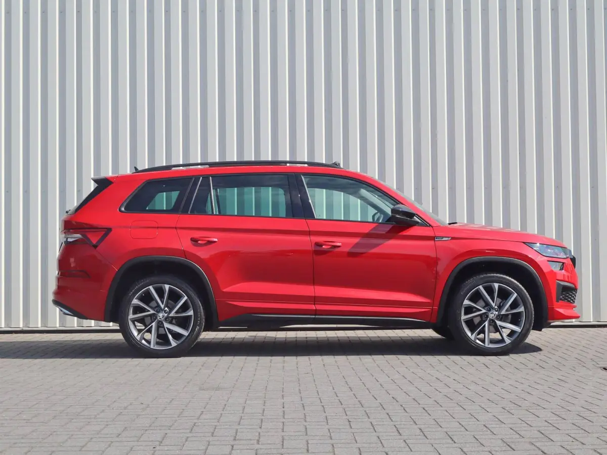 1.5 TSI 150pk DSG Sportline Business 7p. | Panoramadak | 20" Velgen | Adaptive Cruise