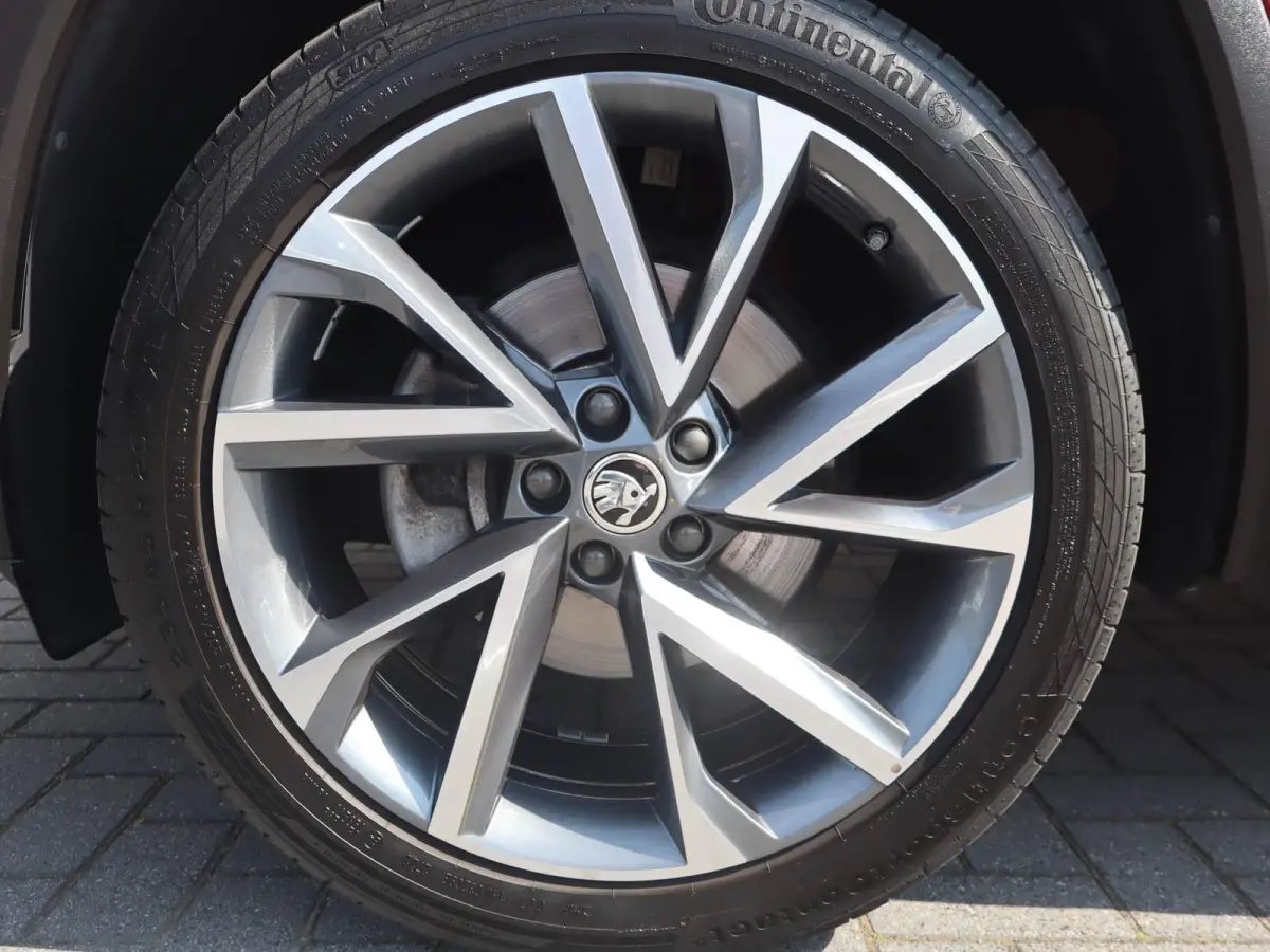 1.5 TSI 150pk DSG Sportline Business 7p. | Panoramadak | 20" Velgen | Adaptive Cruise