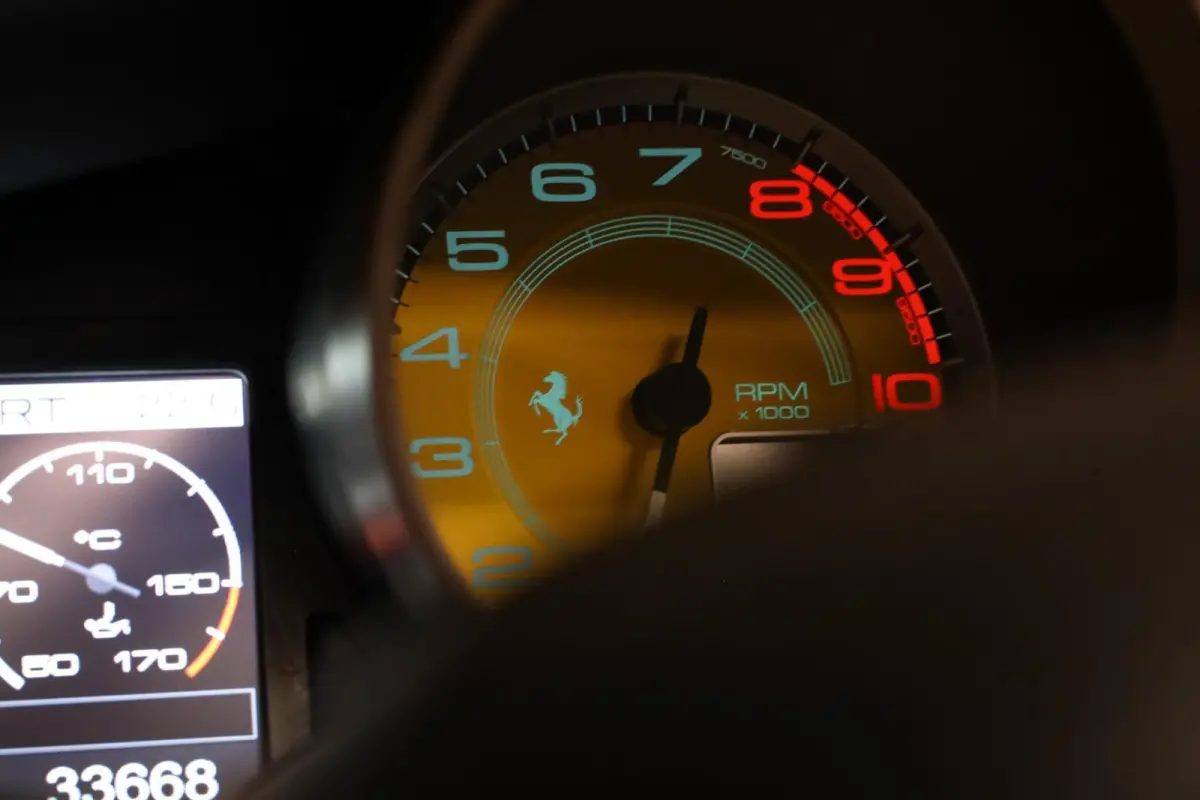 4.3 V8 HELE|Sportuitlaat|Camera|Lift|Carplay|