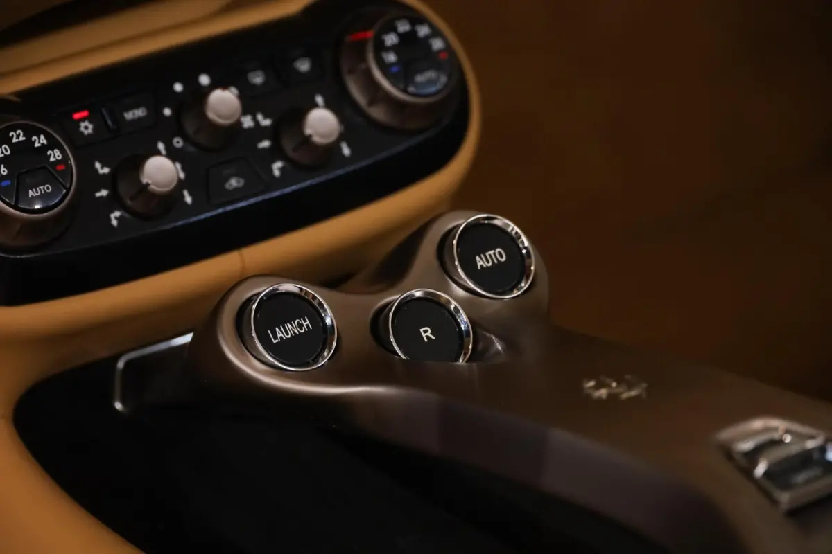4.3 V8 HELE|Sportuitlaat|Camera|Lift|Carplay|