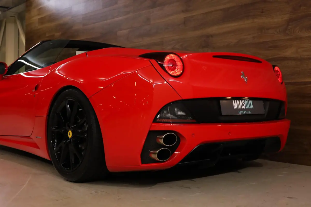 4.3 V8 HELE|Sportuitlaat|Camera|Lift|Carplay|