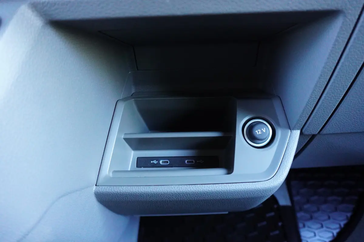 140pk L4H3/L3H2 Trekhaak Camera Apple Carplay Stoelverwarming 3-Zits