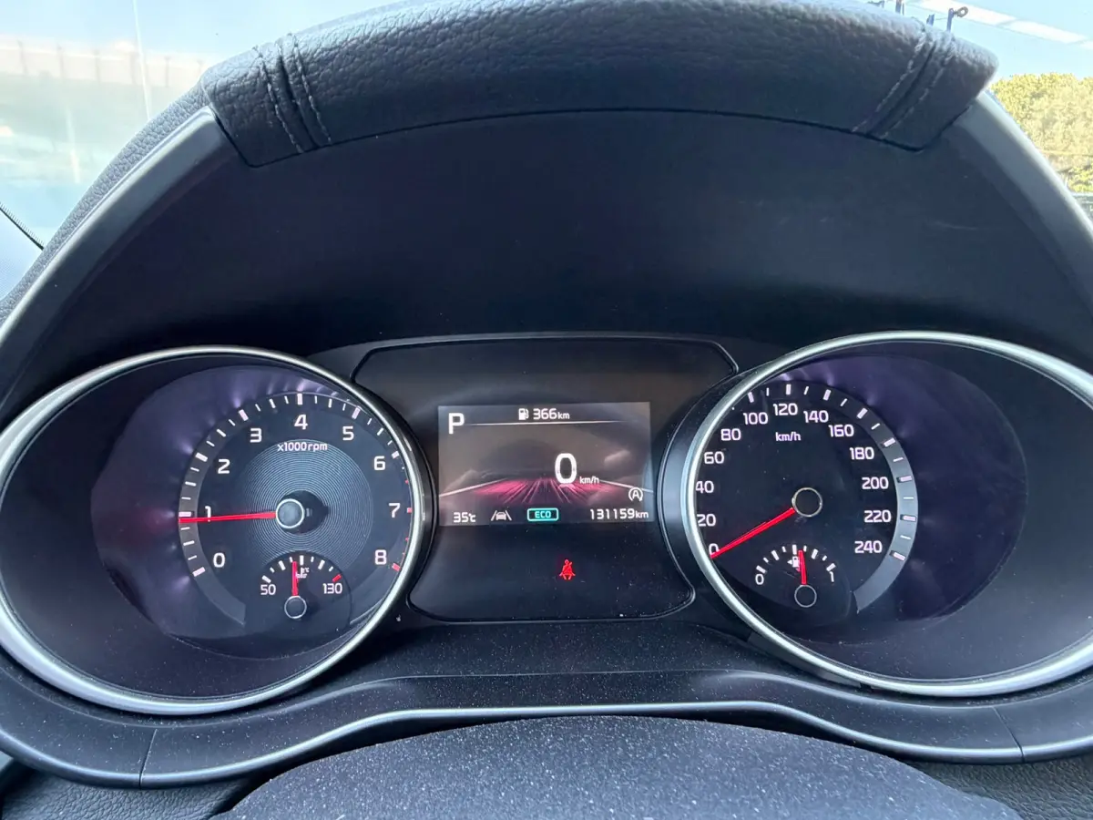 1.0 T-GDi MHEV DynamicLine Carplay / Camera