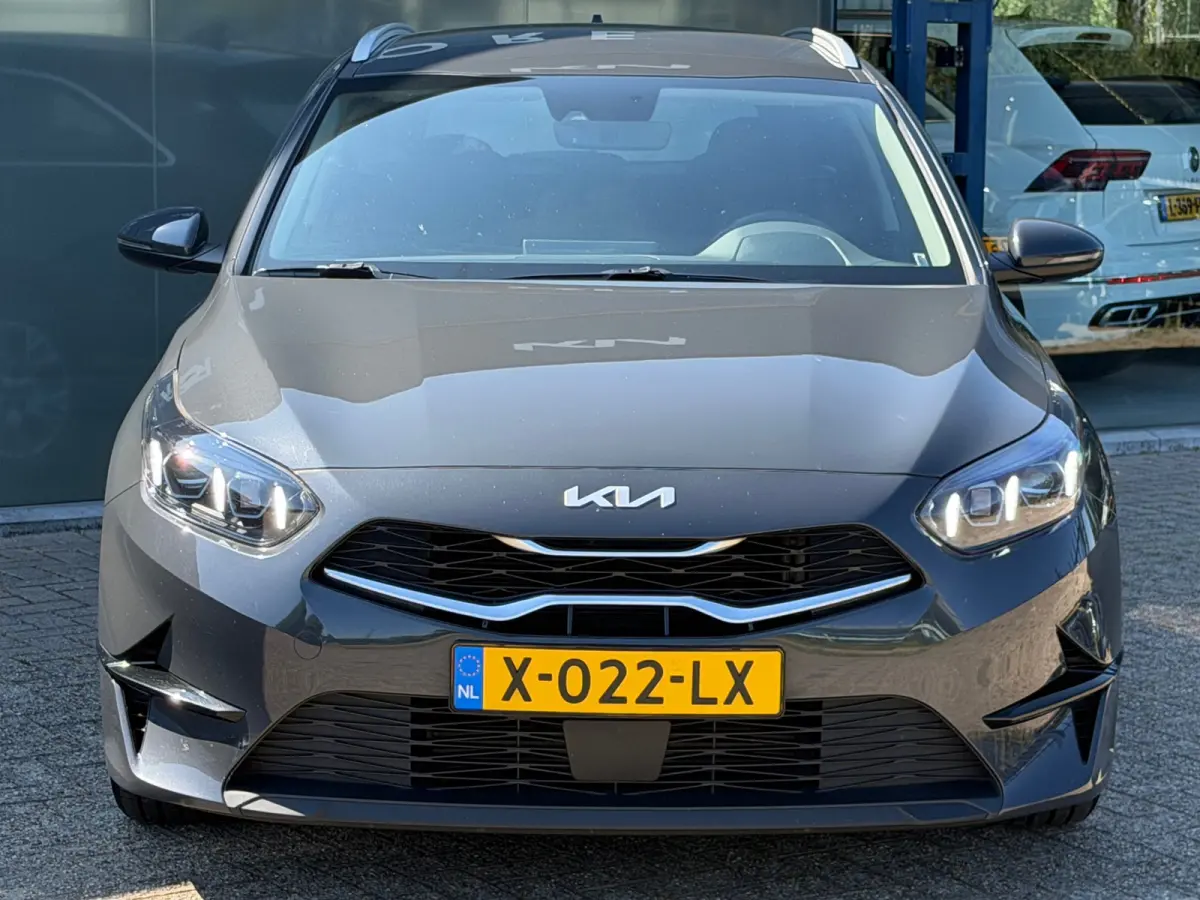 1.0 T-GDi MHEV DynamicLine Carplay / Camera