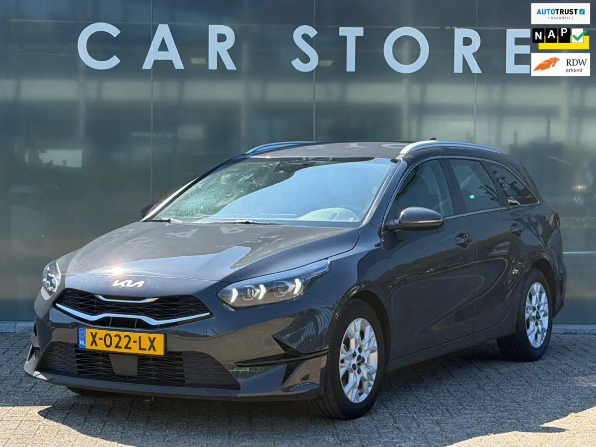 1.0 T-GDi MHEV DynamicLine Carplay / Camera