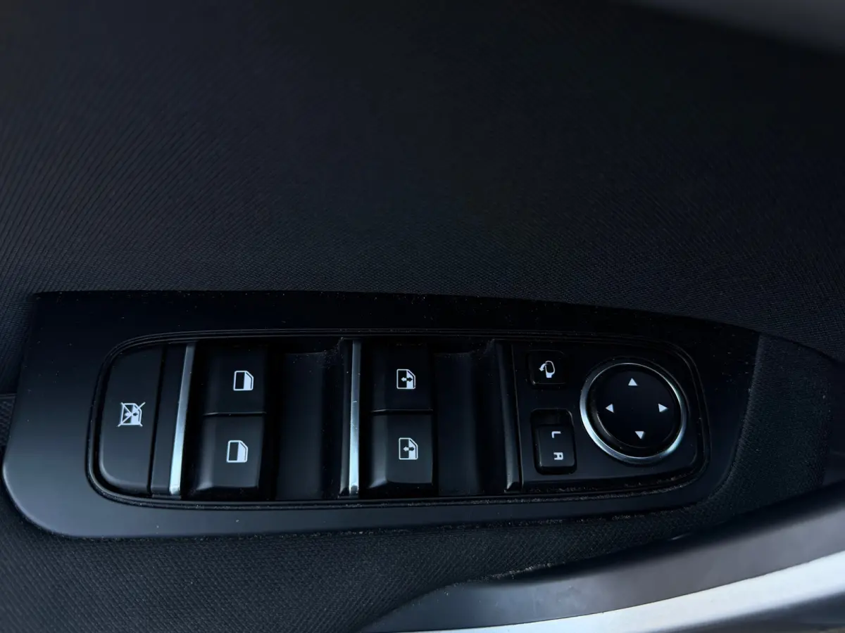 1.0 T-GDi MHEV DynamicLine Carplay / Camera