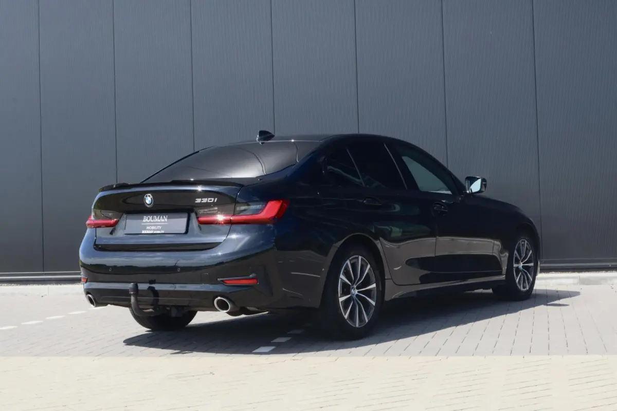 330i High Executive Edition