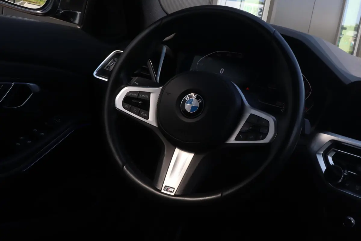 330i High Executive Edition