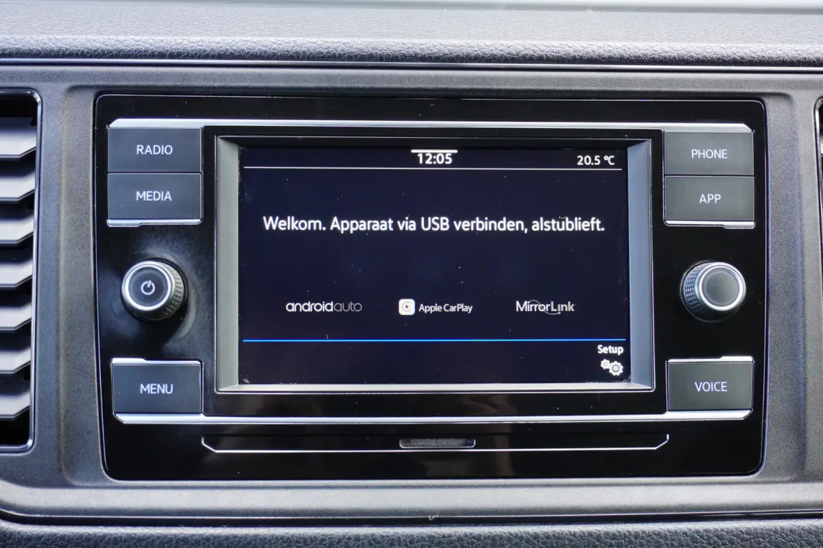 140pk L3H3/L2H2 7 persoons Apple carplay Airco kunstleder